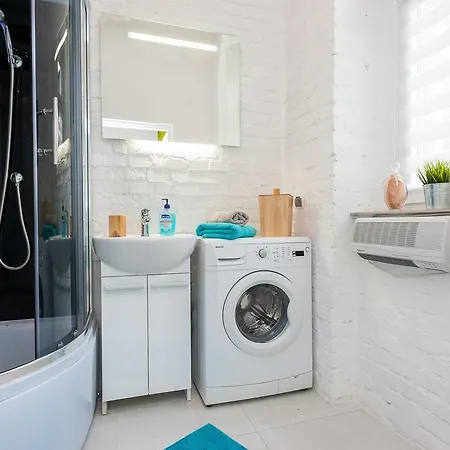 アパート Zamulkowa 4two *